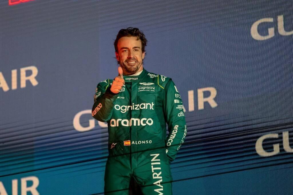 Alonso szerint irreális, hogy dobogót szereztek az Aston Martinnal