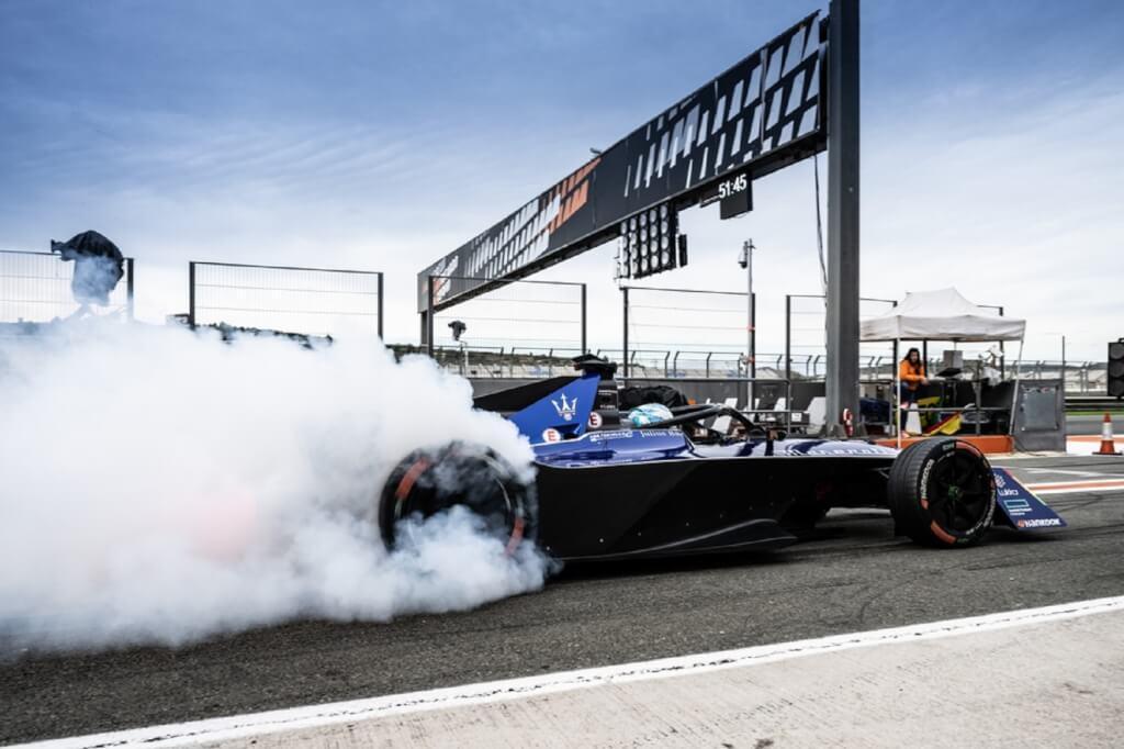 A Formula E globális E-sport versenye új, influencerek által vezetett sorozattal tér vissza