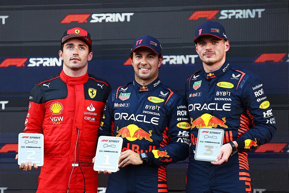 Sergio Pérez, Charles Leclerc és Max Verstappen