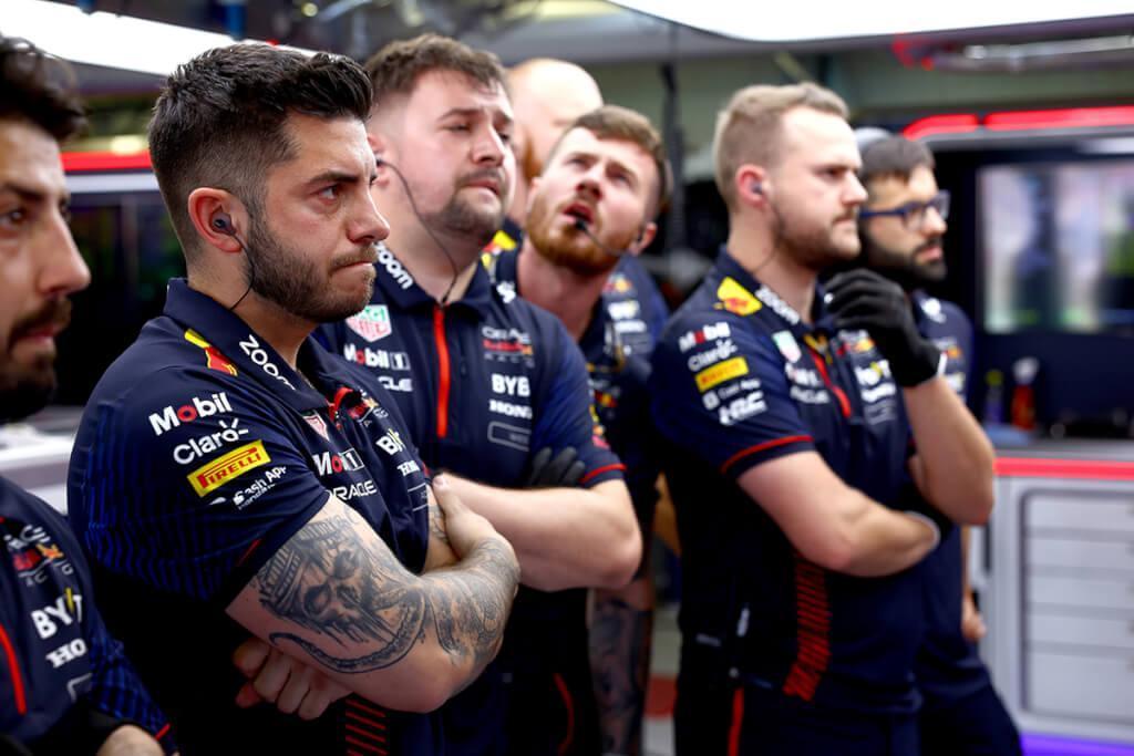 A Red Bull csapata Pérez balesete után