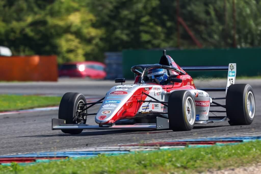 Michl Olivér, Gender Racing Team, F4 CEZ Championship