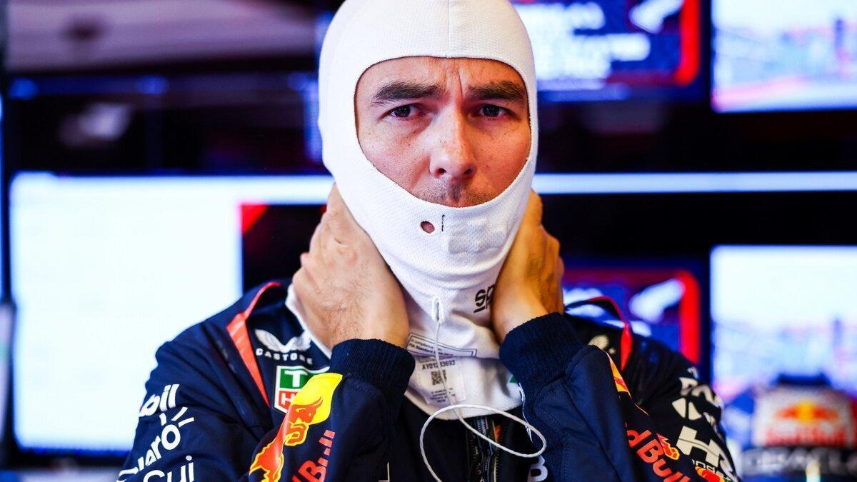 Egy paddockban terjedő pletyka szerint nyomást gyakorol a Red Bull Sergio Pérezre, a 2. hely miatt