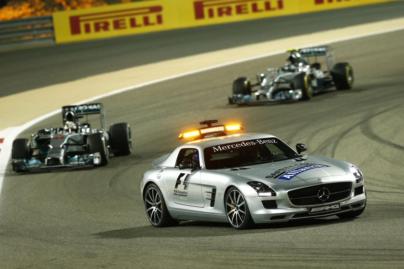A biztonsági autós fázis, ami Hamilton előnyét semmissé tette - Fotó: Wolfgang Wilhelm / Mercedes AMG Petronas